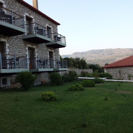 Hotel Pelasgos Karítaina Exterior foto